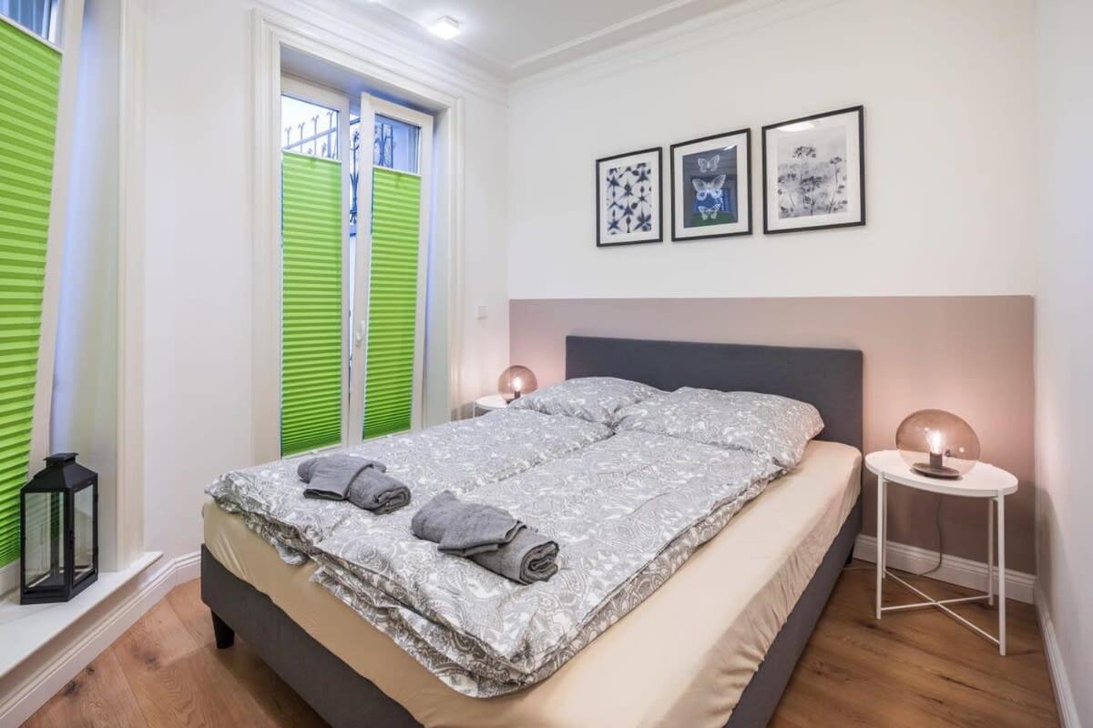 Charming Apartment In Prime Location Hamburg Exterior foto